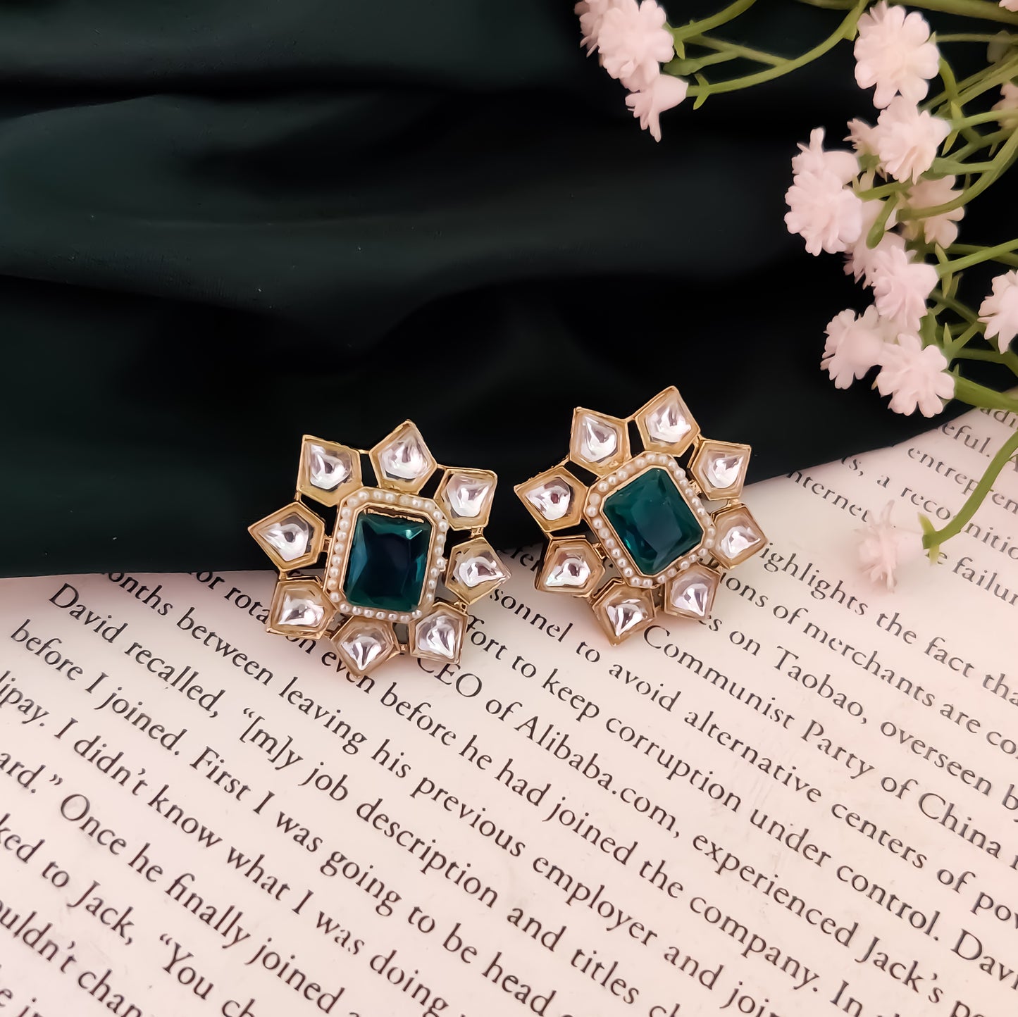 Shaheen Kundan Stud Earring - Firozi