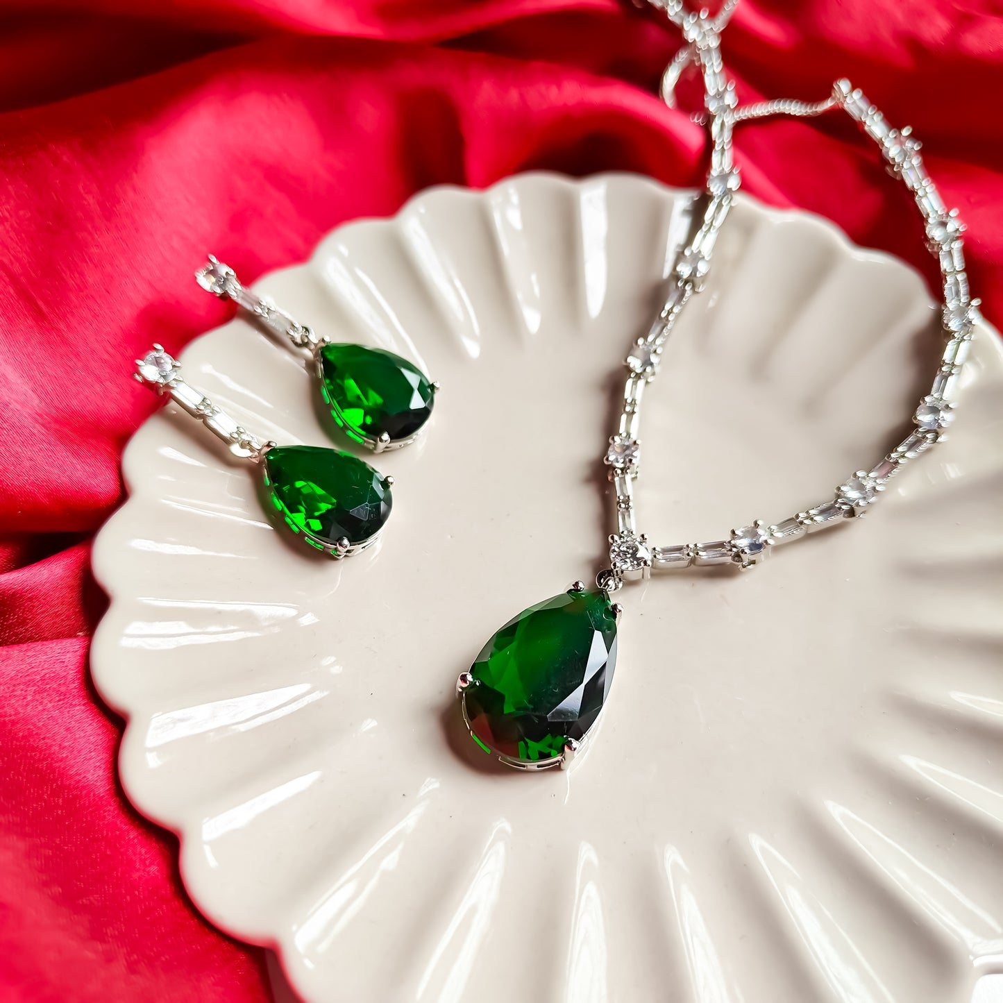 Sara Inspired AD Necklace Set- Emerald Green