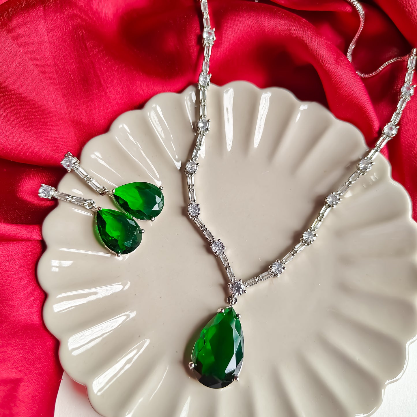 Sara Inspired AD Necklace Set- Emerald Green