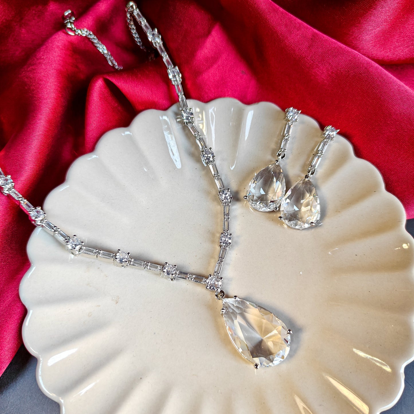 Sara Inspired AD Necklace Set- Crystal White