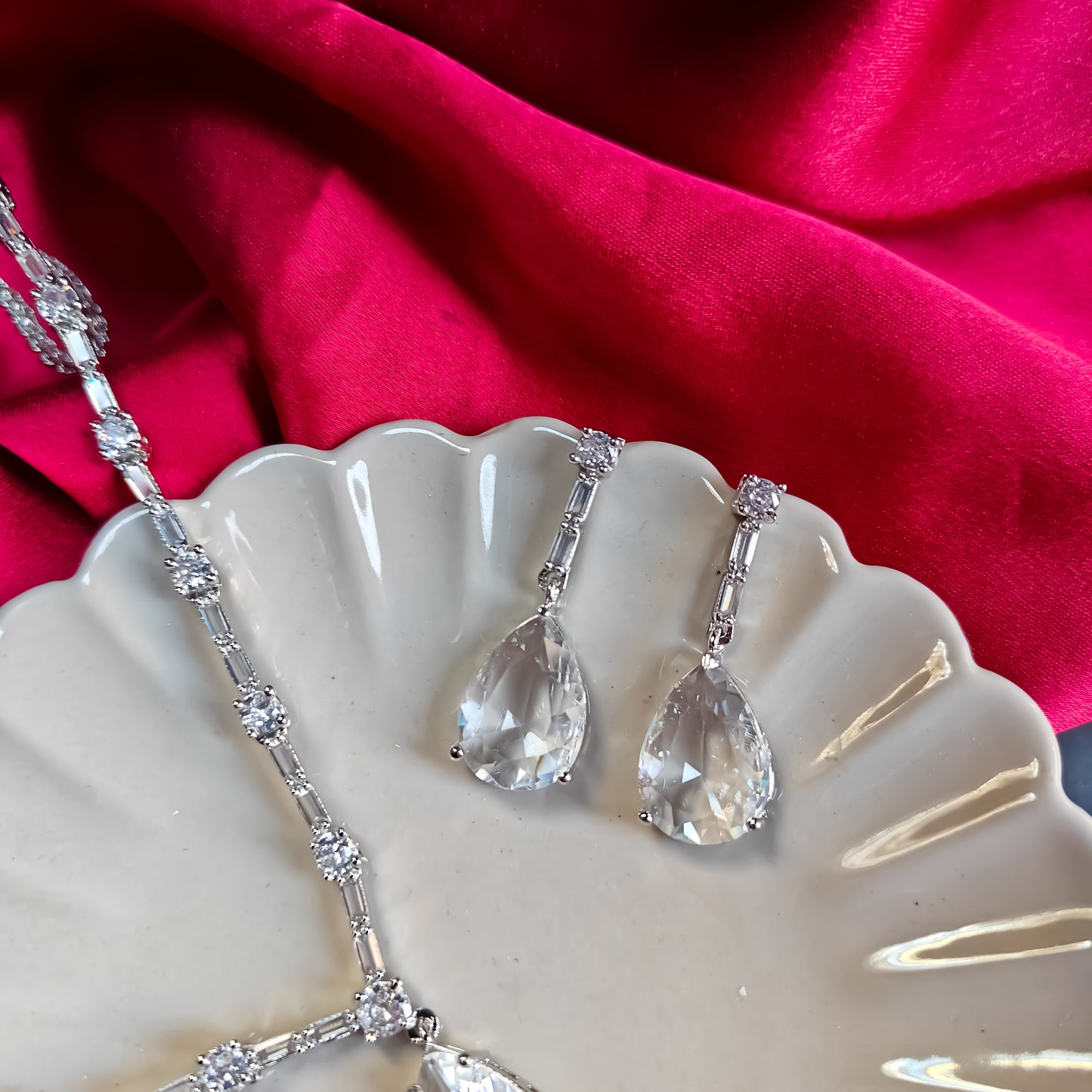 Sara Inspired AD Necklace Set- Crystal White