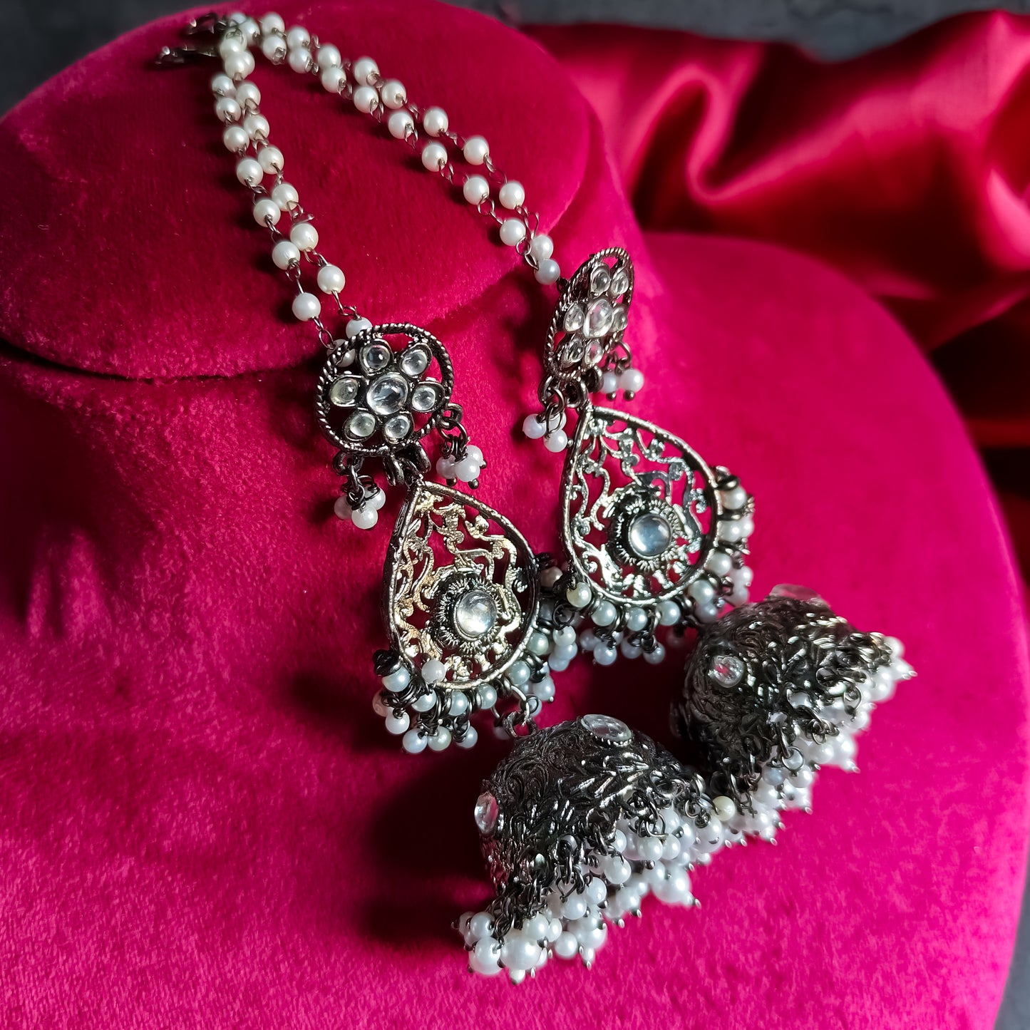 Black metal Jhumka Earrings with Sahara
