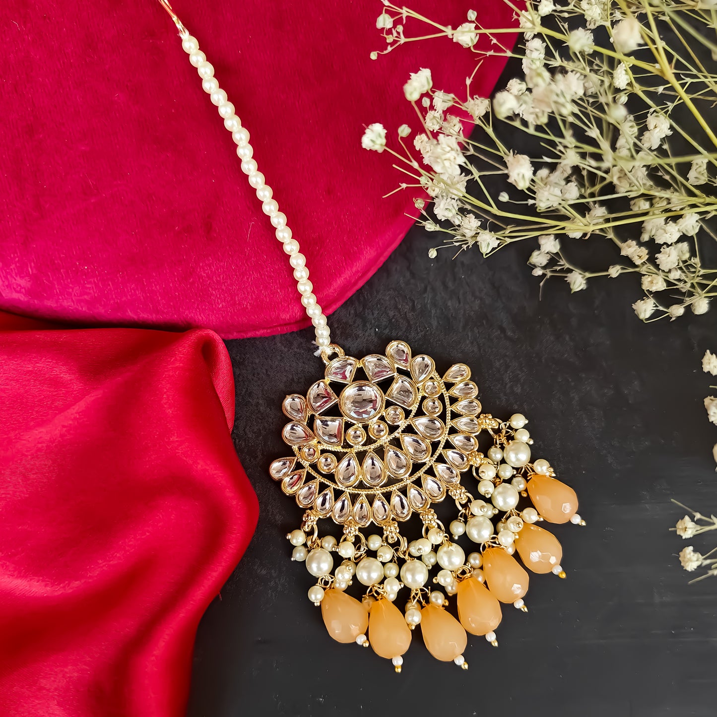 Amber Dabi Kundan Necklace Set - Peach