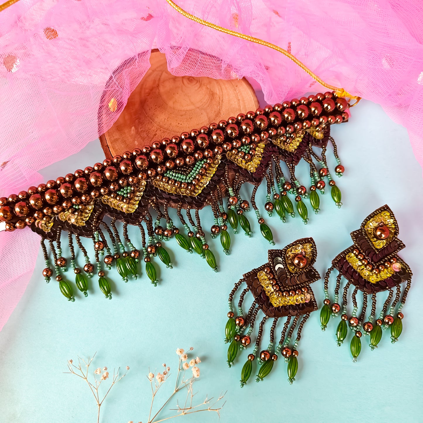 Rebeca Hand Embroidered Necklace Set