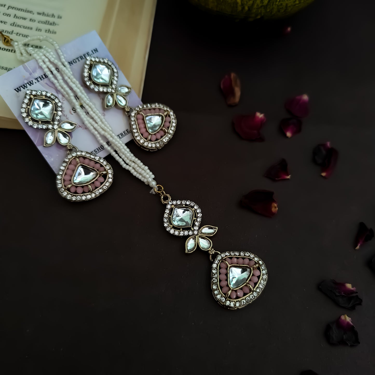 Naina Kundan Necklace Set - Baby Pink