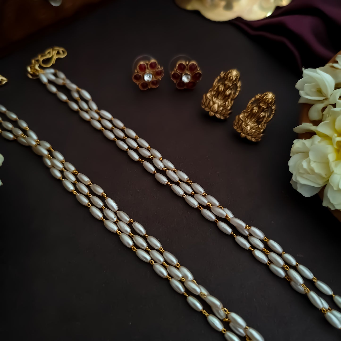 Nitara Reversible 2 IN 1 Necklace Set (2 Pair of Earrings)