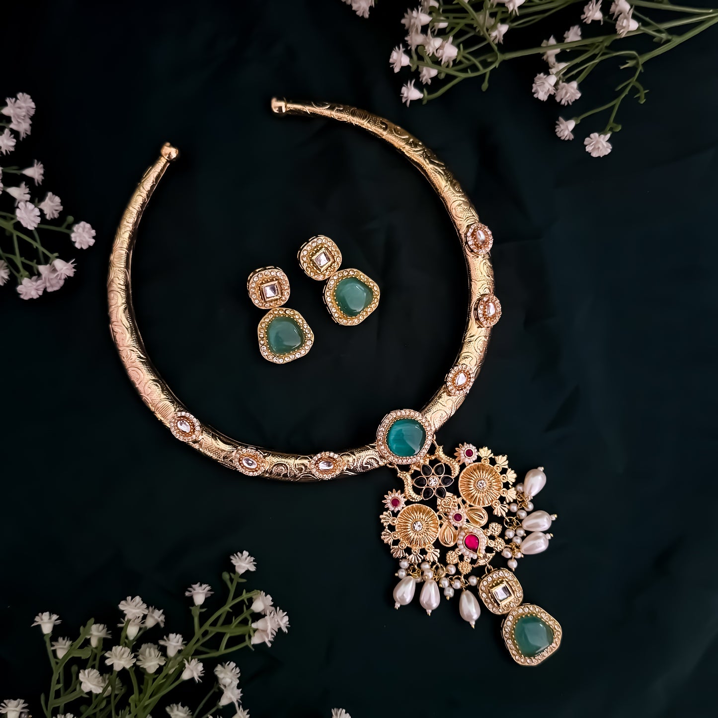 Parnika Golden Premium Brass Hasli Necklace Set
