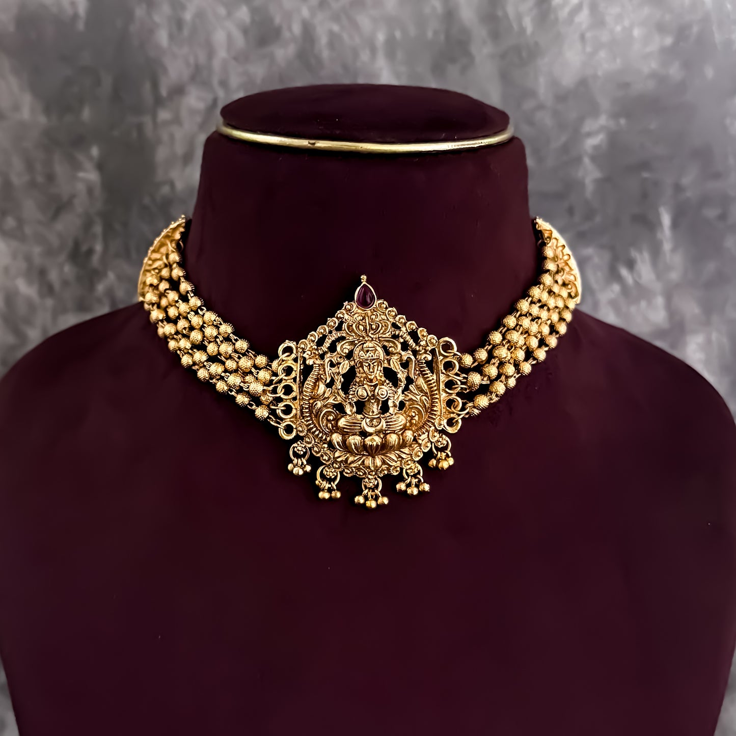 Niranjini Lakshmi Choker Necklace Set - Golden