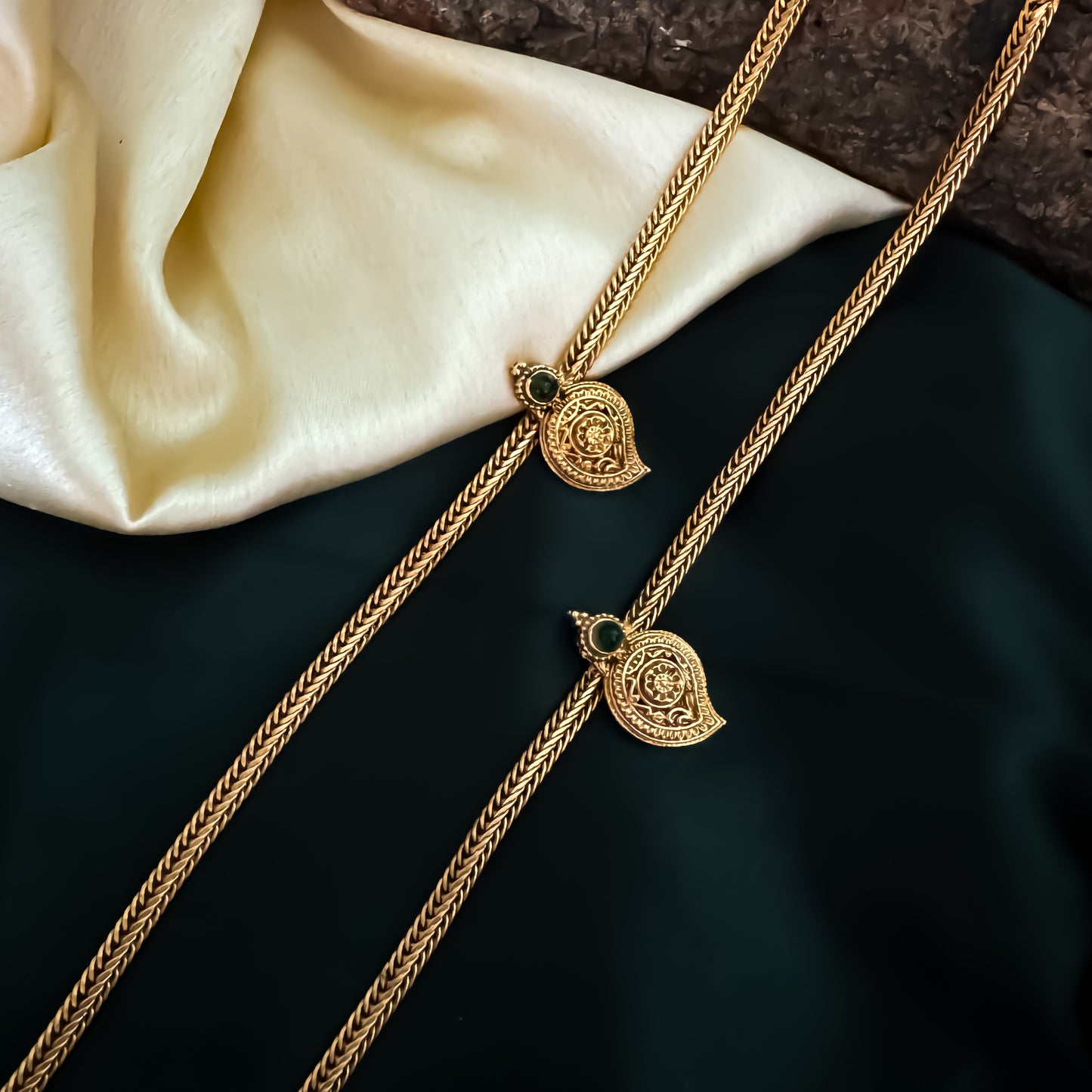 Bairagi Floral Temple Anklet - Green & Golden