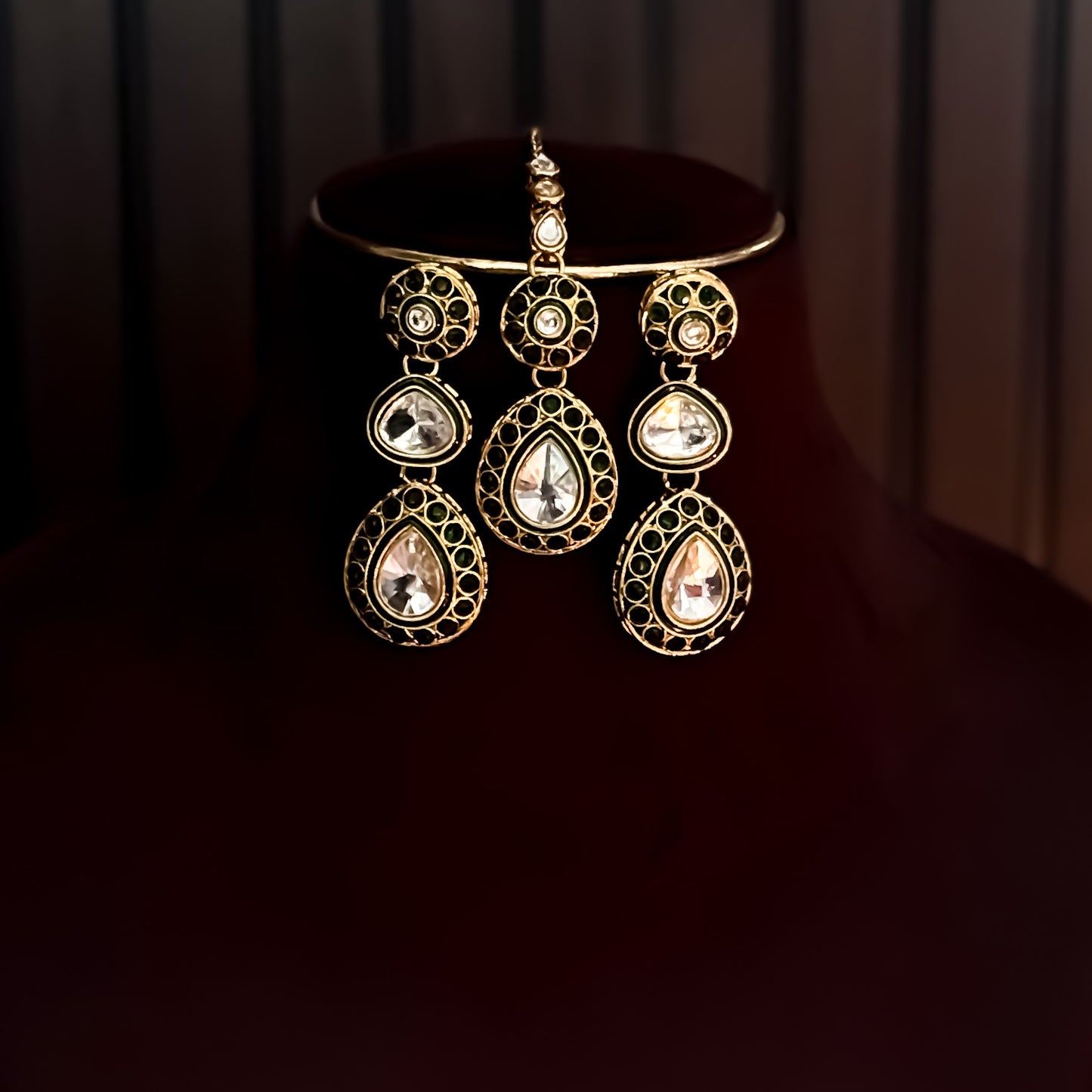 Ashnoor Kundan Necklace Set - Green