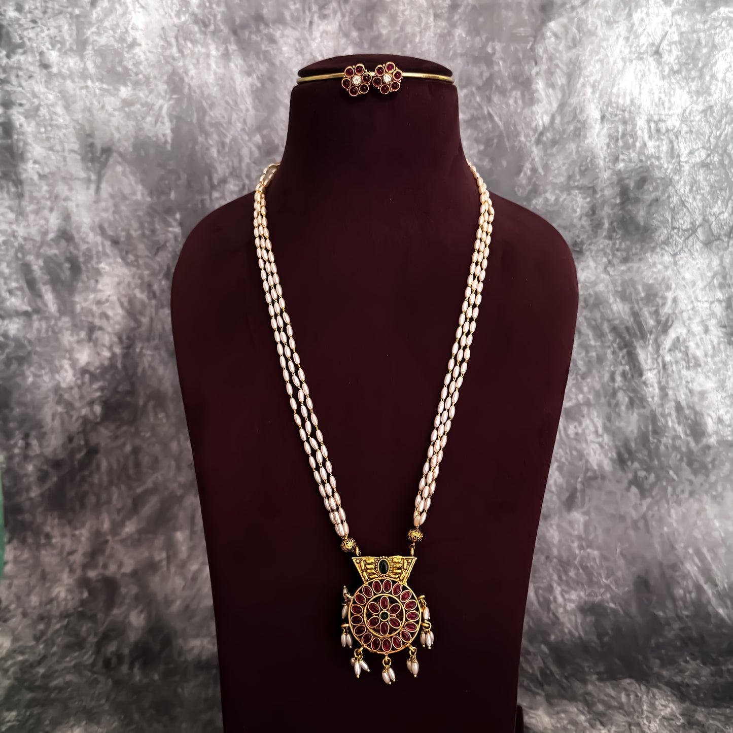 Nitara Reversible 2 IN 1 Necklace Set (2 Pair of Earrings)