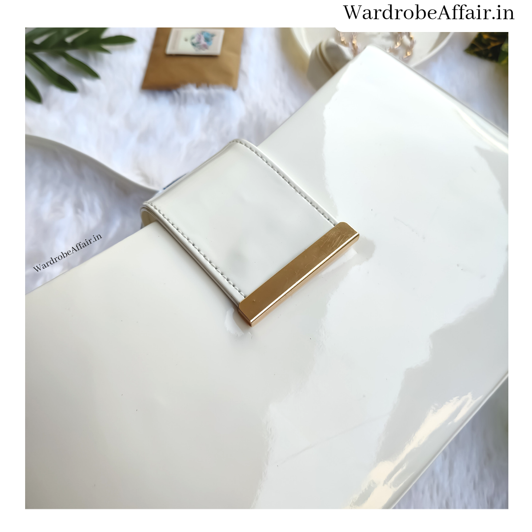 Secret Sleek Baguette - Daisy White