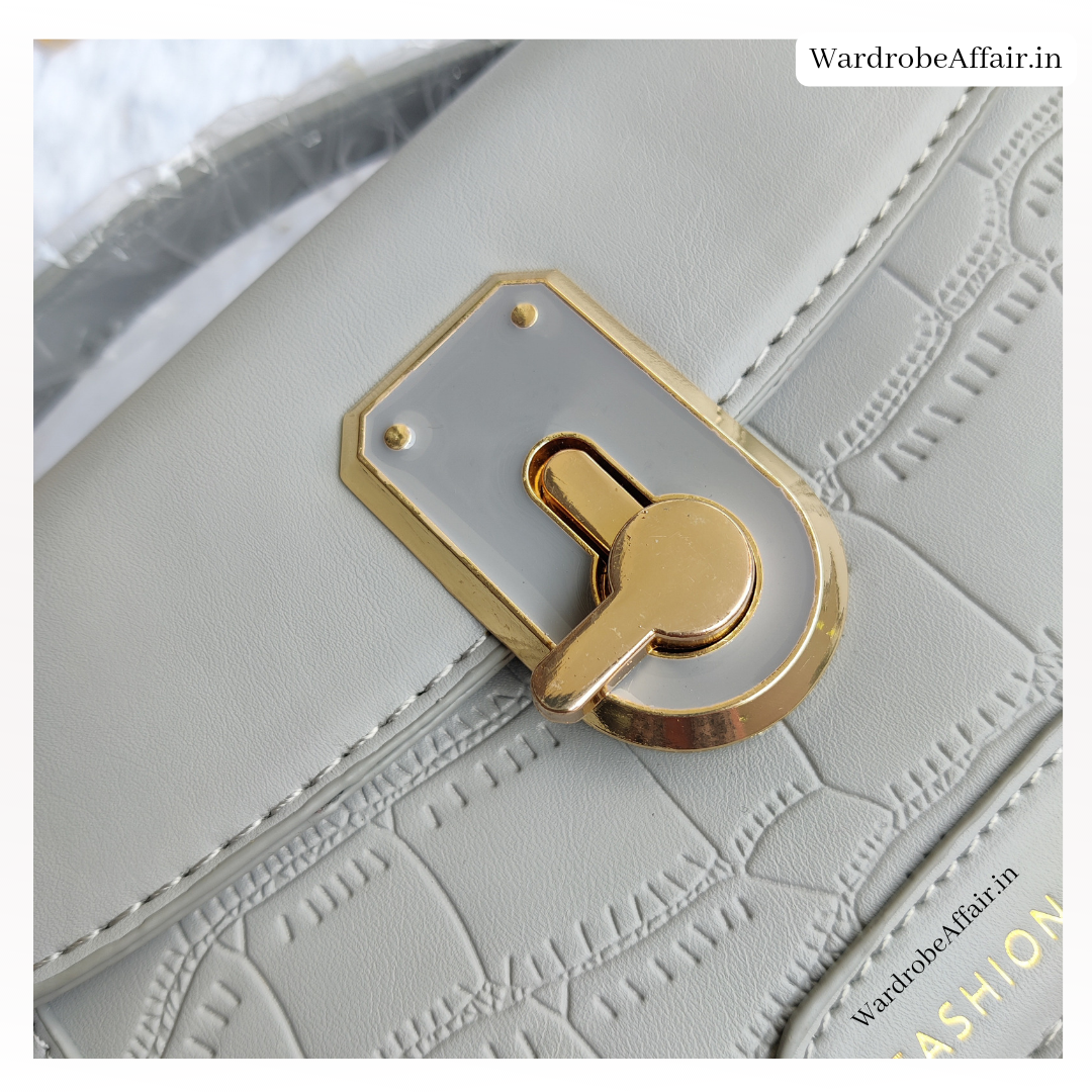 Timeless Heaven Sling Bag - Water Green