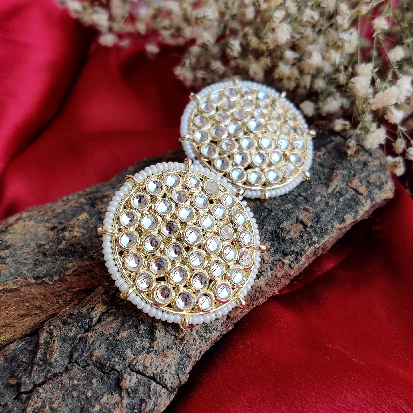 Nagma Golden Stud Earring
