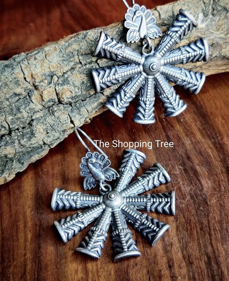 SNOWFLAKE PEACOCK EARRING