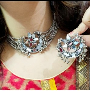 Half Chand Mirror Silver Necklace Set