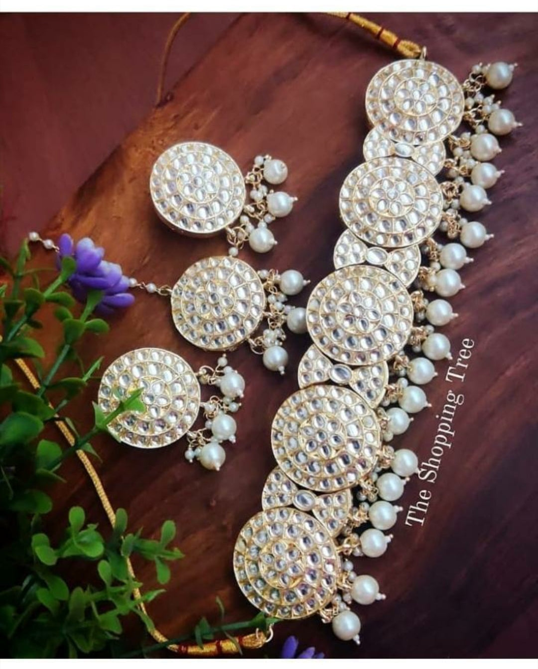 KUNDAN NECKLACE