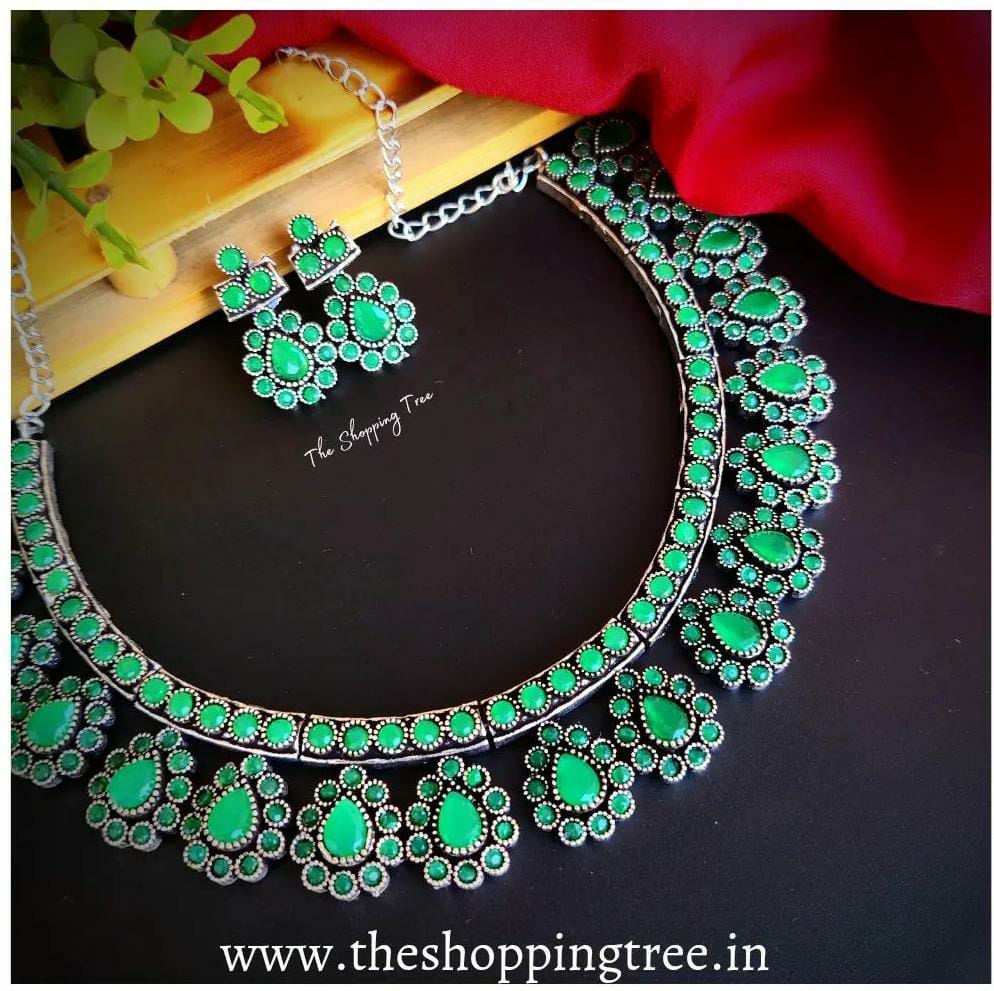 Manila Silver & Green Necklace Set