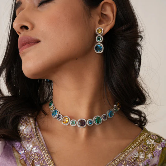 Top 5 Jewellery Pieces to Elevate Your Engagement Look