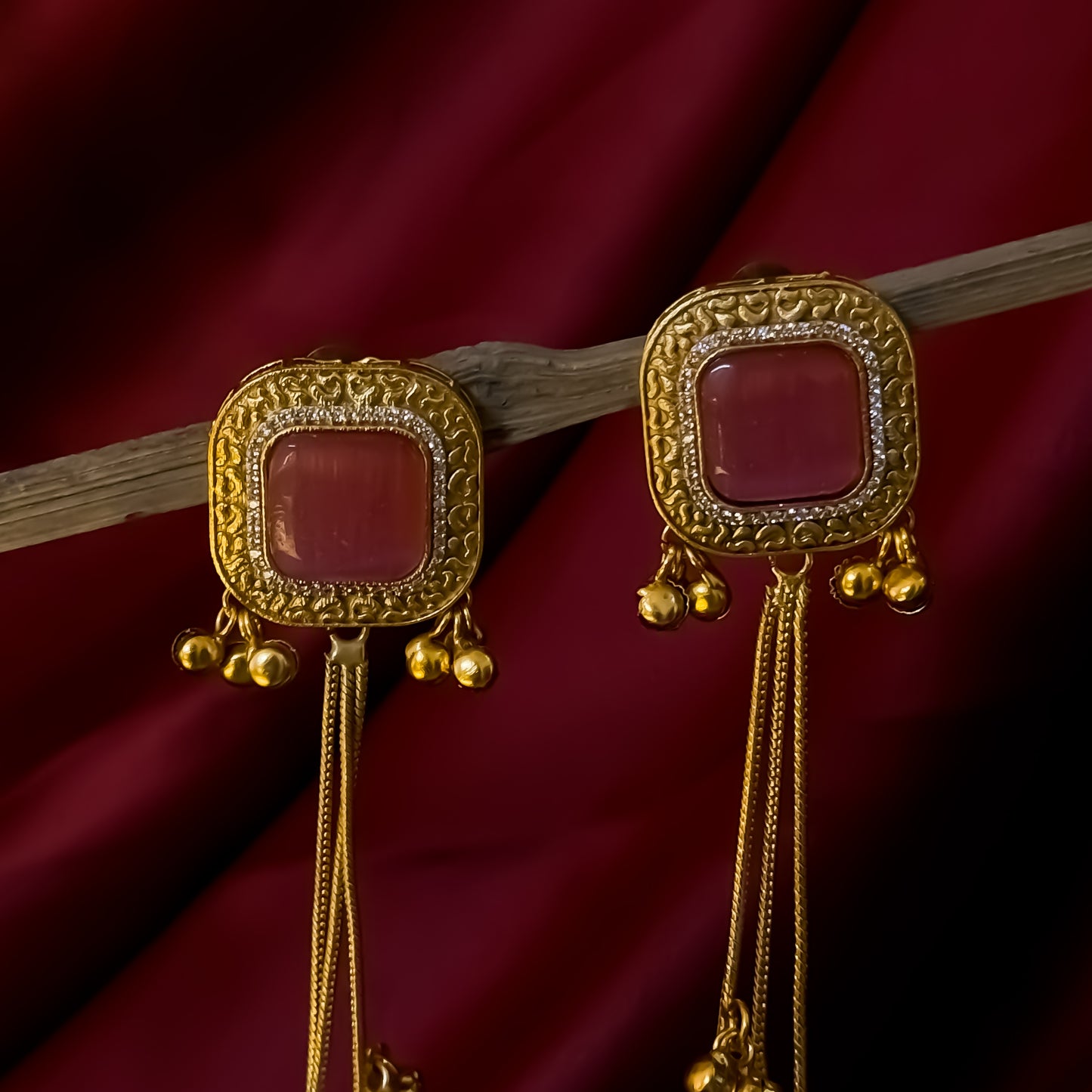 Hitanshi Kashmiri Brass Dejhoor Jhumka Ghungroo Earrings - Pastel Pink