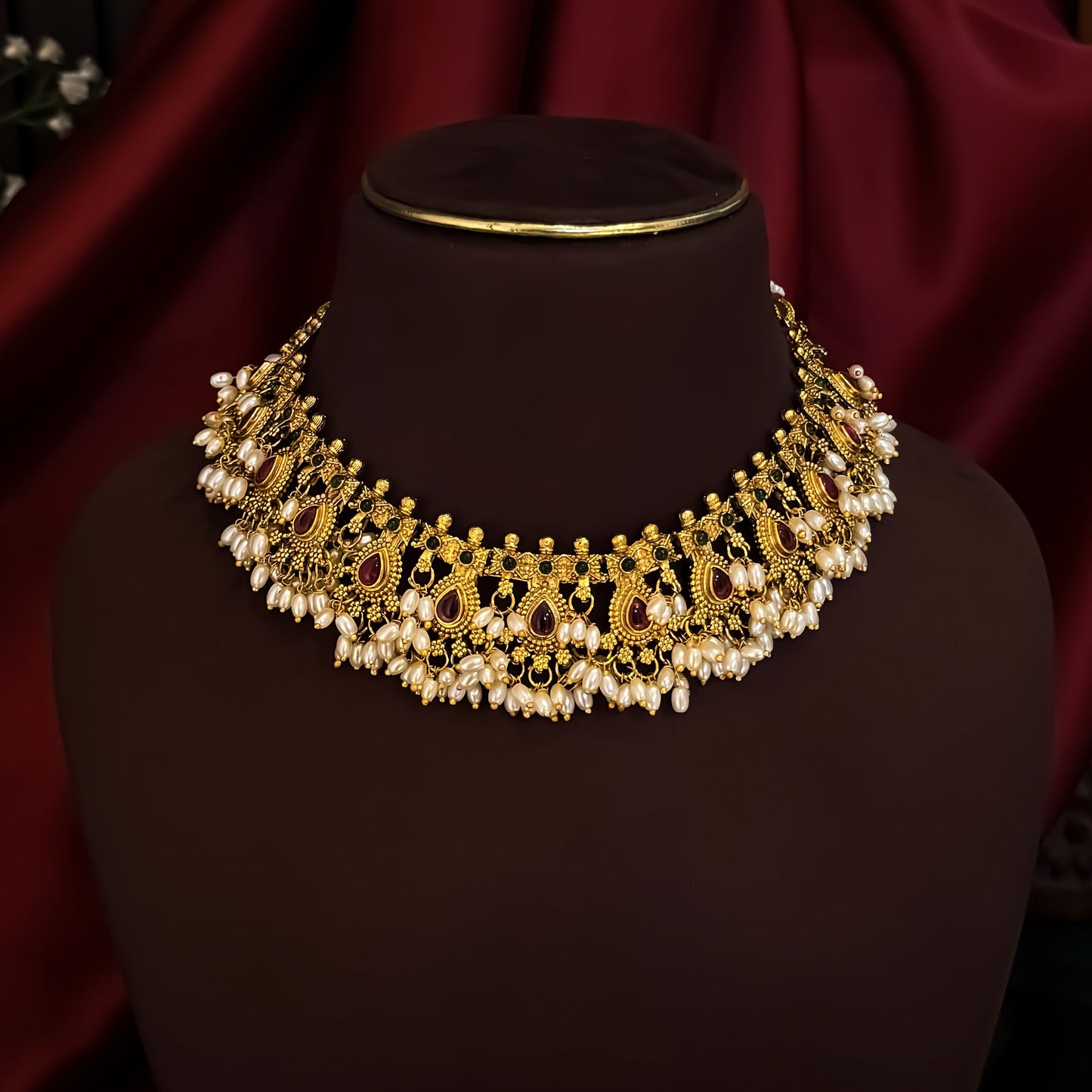 Priyam Guttapusalu Temple Necklace Set - Golden