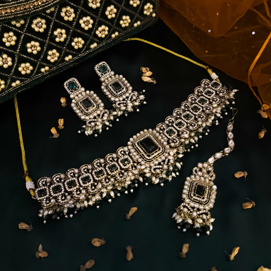 Shipra Premium Victorian AD Style Necklace Set - Green