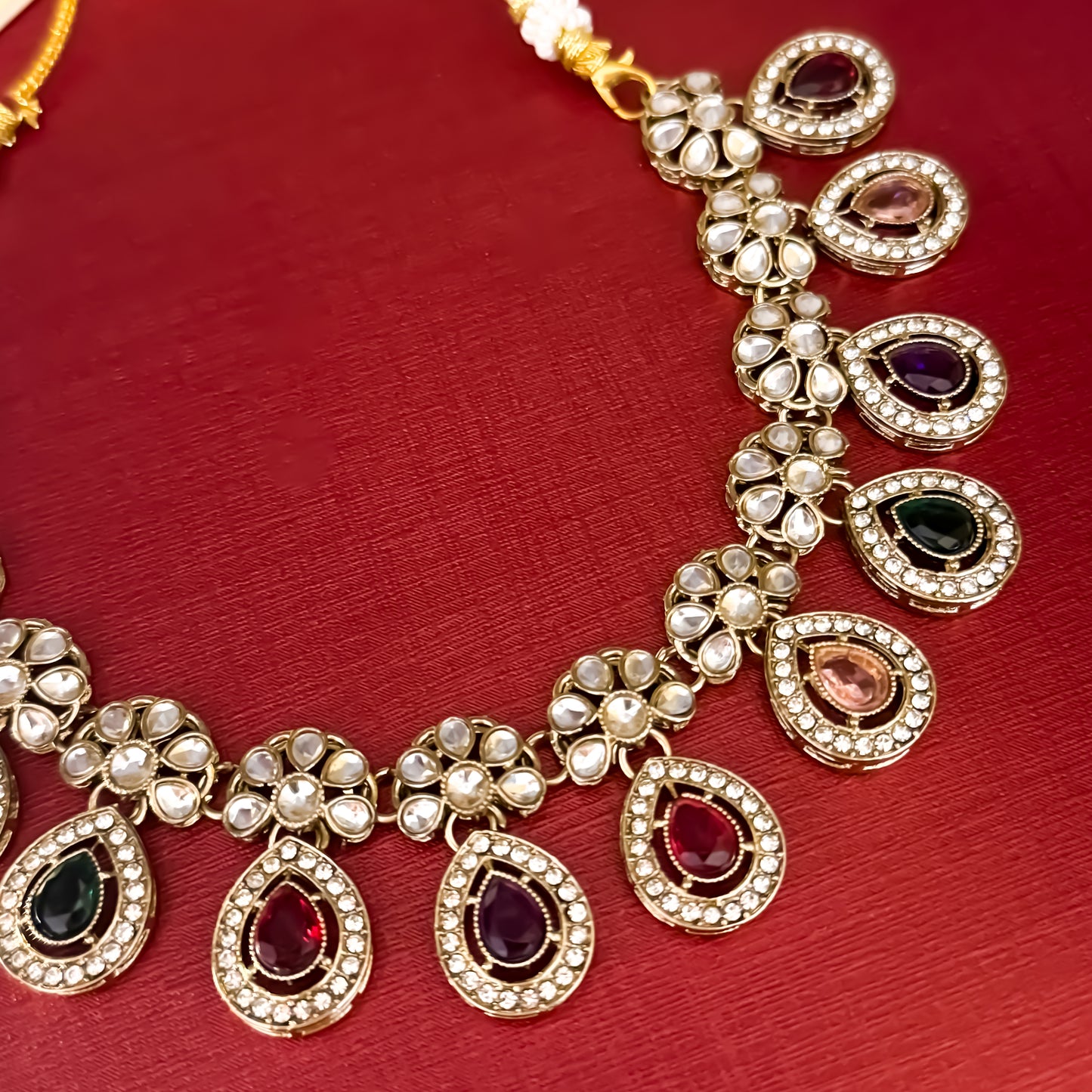 Multi Snigdha Kundan Choker Necklace Set