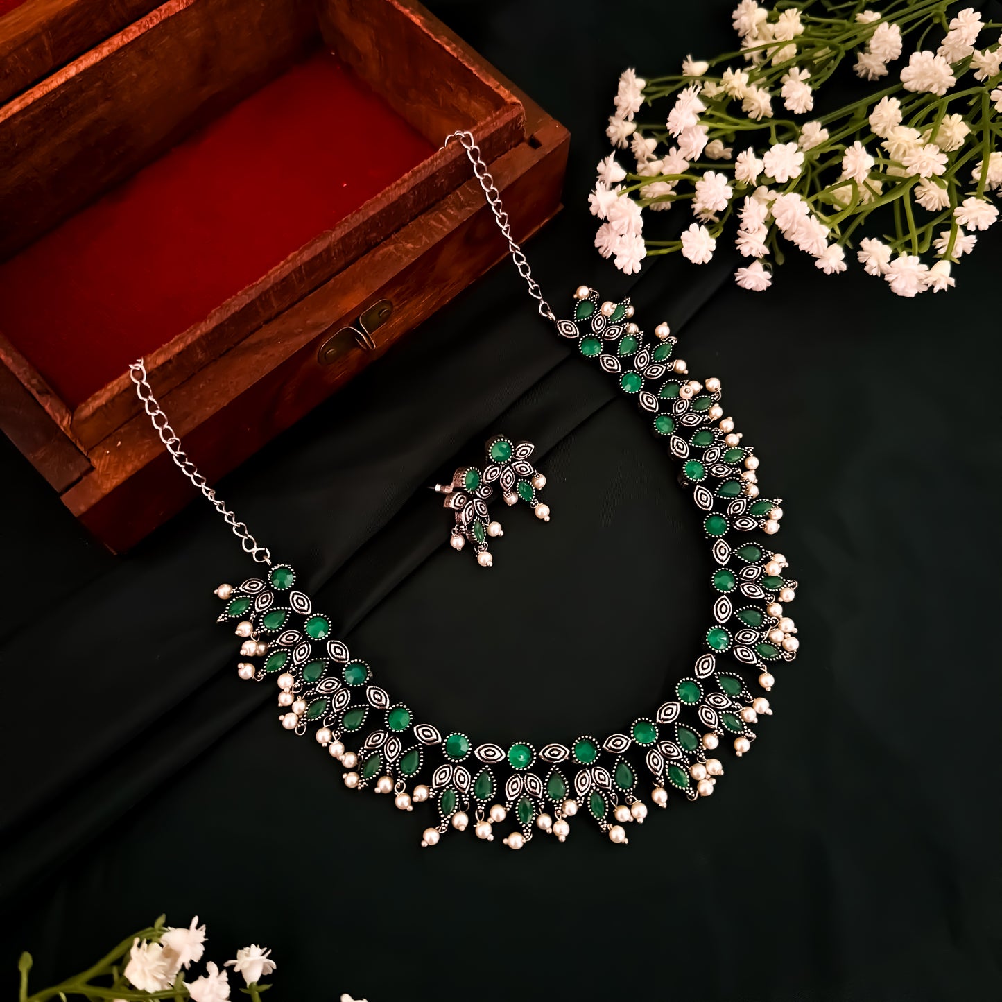 Kimaya Silver Necklace Set- Green