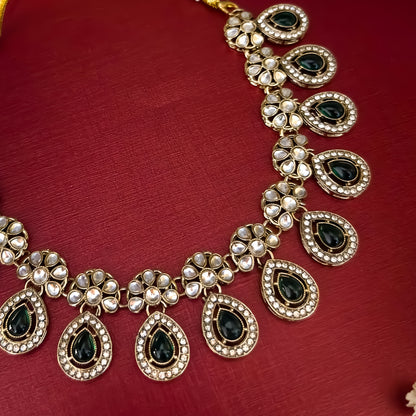 Emerald Green Snigdha Kundan Choker Necklace Set