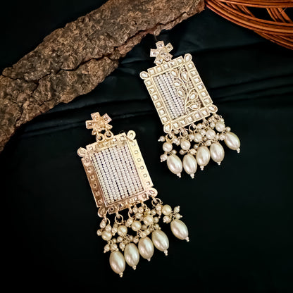 Janki Pearl Earrings - Golden/Ivory