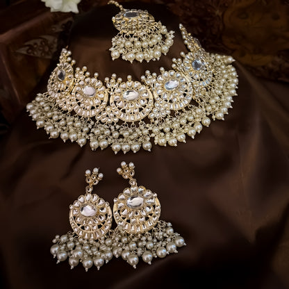 Afreen Pearl Kundan Necklace Set - Golden