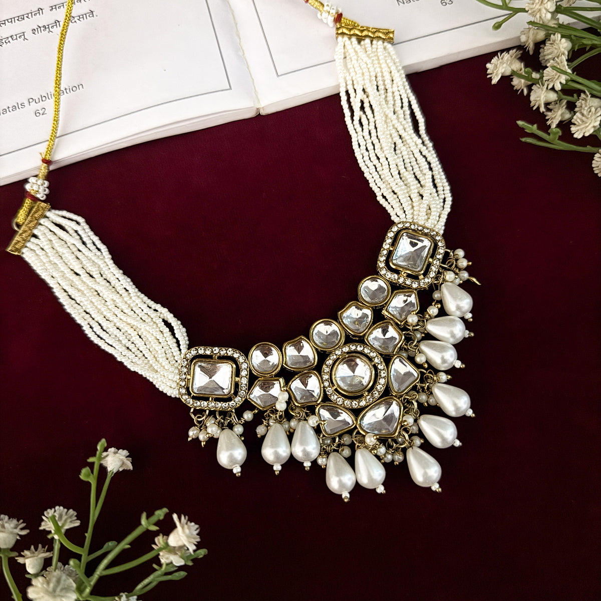 Golden Sarahna Uncut Kundan Necklace Set