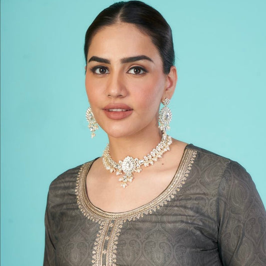 Namita Golden Necklace Set