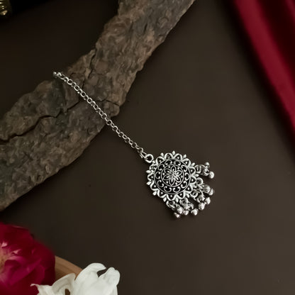 Yamini Silver Maang Teeka