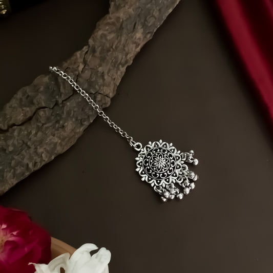 Yamini Silver Maang Teeka
