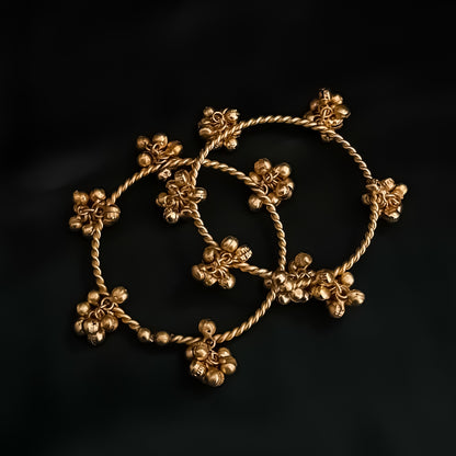 Karishma Kashmiri Gunghroo Openanble Bangle/Kada (Pair)