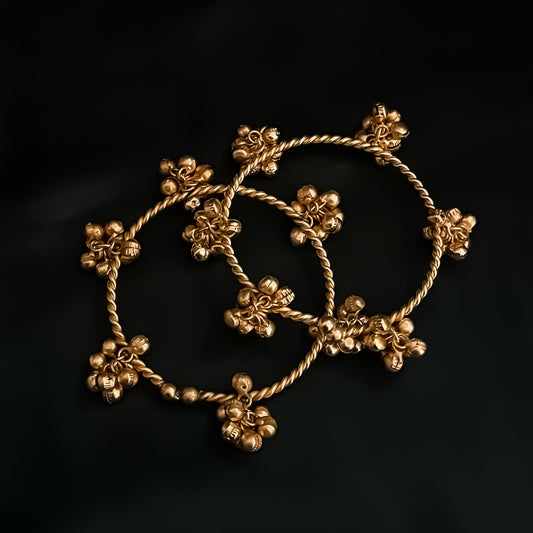 Karishma Kashmiri Gunghroo Openanble Bangle/Kada (Pair)