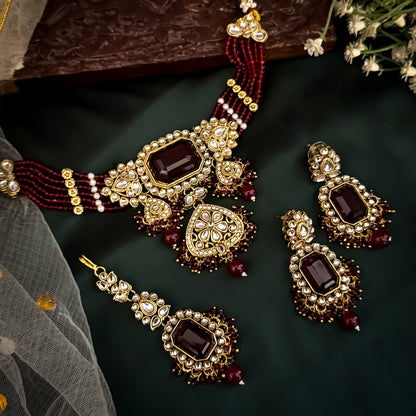 Shriya Kundan Choker Necklace Set - Maroon