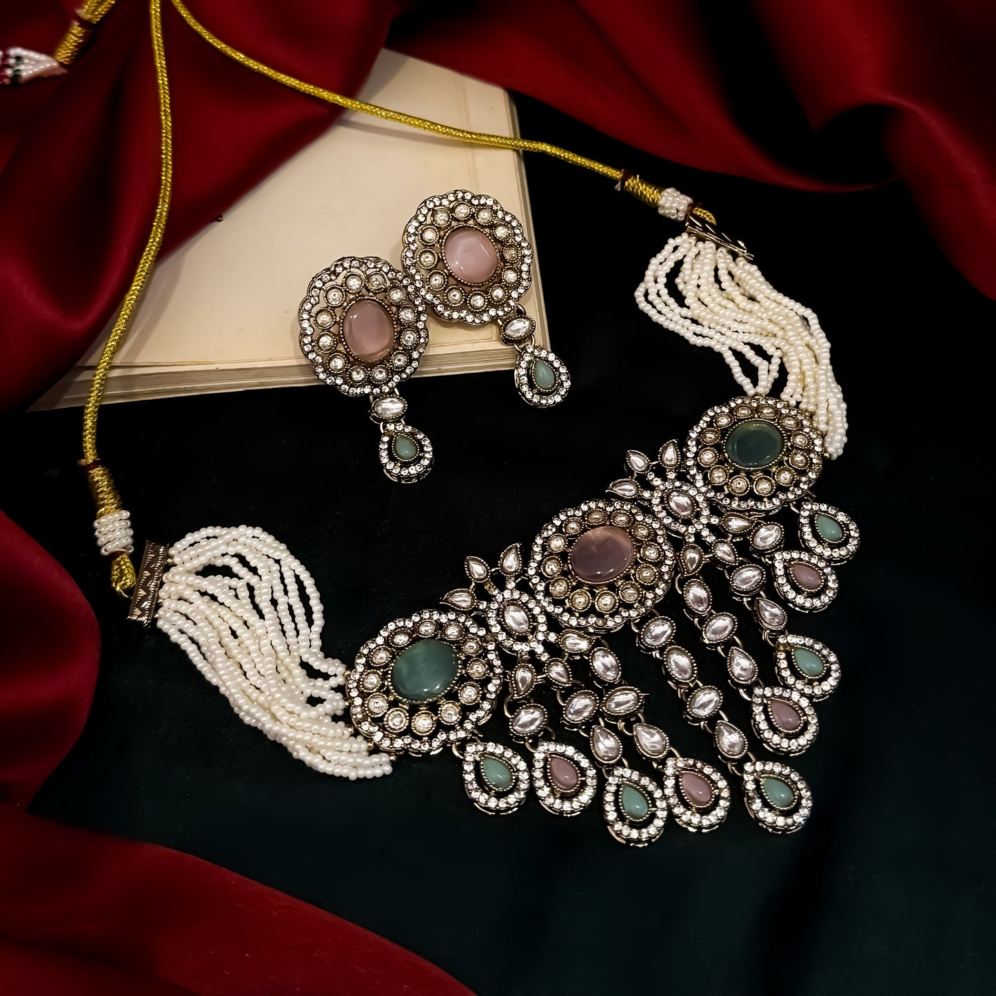 Rumani Premium Victorian Style Choker Necklace Set- Pastel Pink & Green