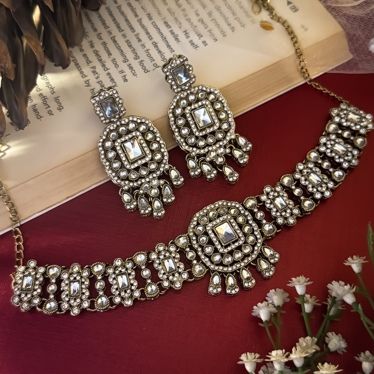 Golden Ruhanika Kundan Choker Necklace Set