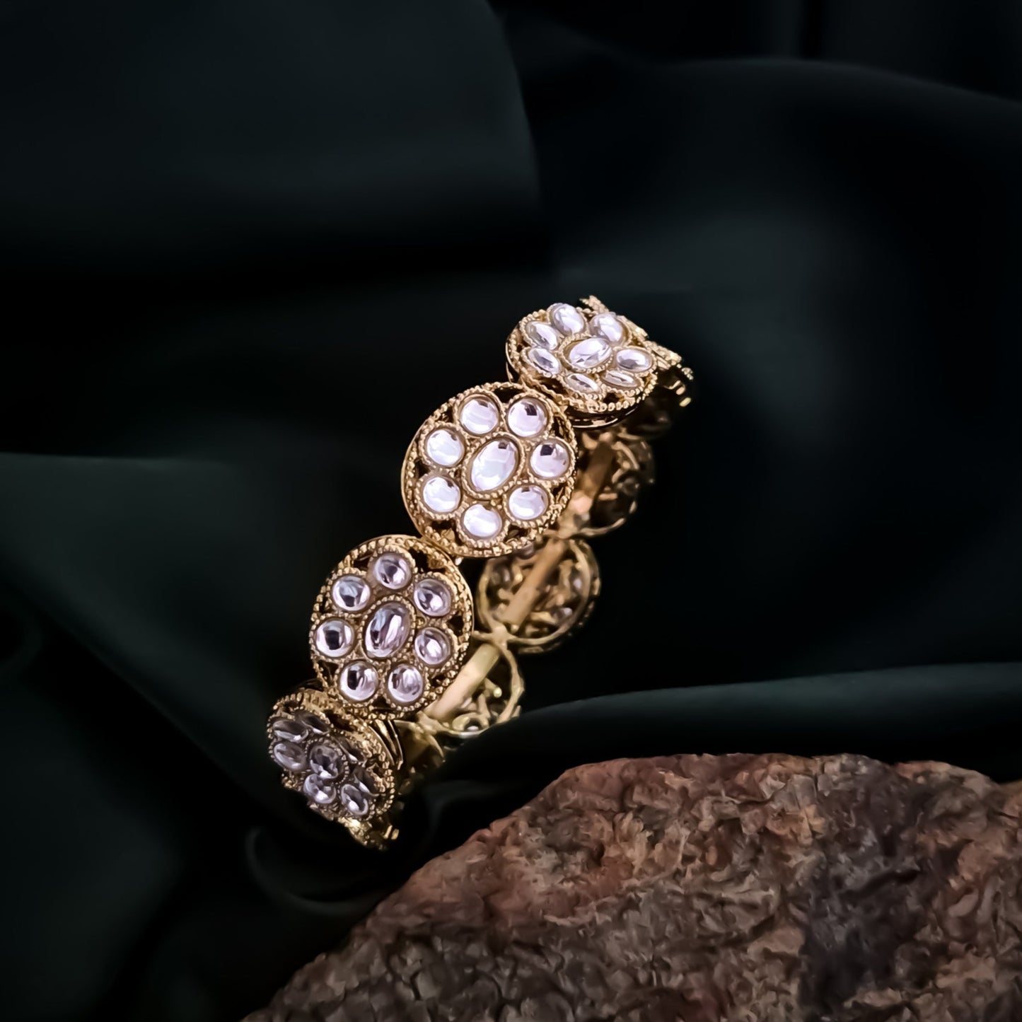 Akriti Kundan Openable Bangles/Kada- Golden