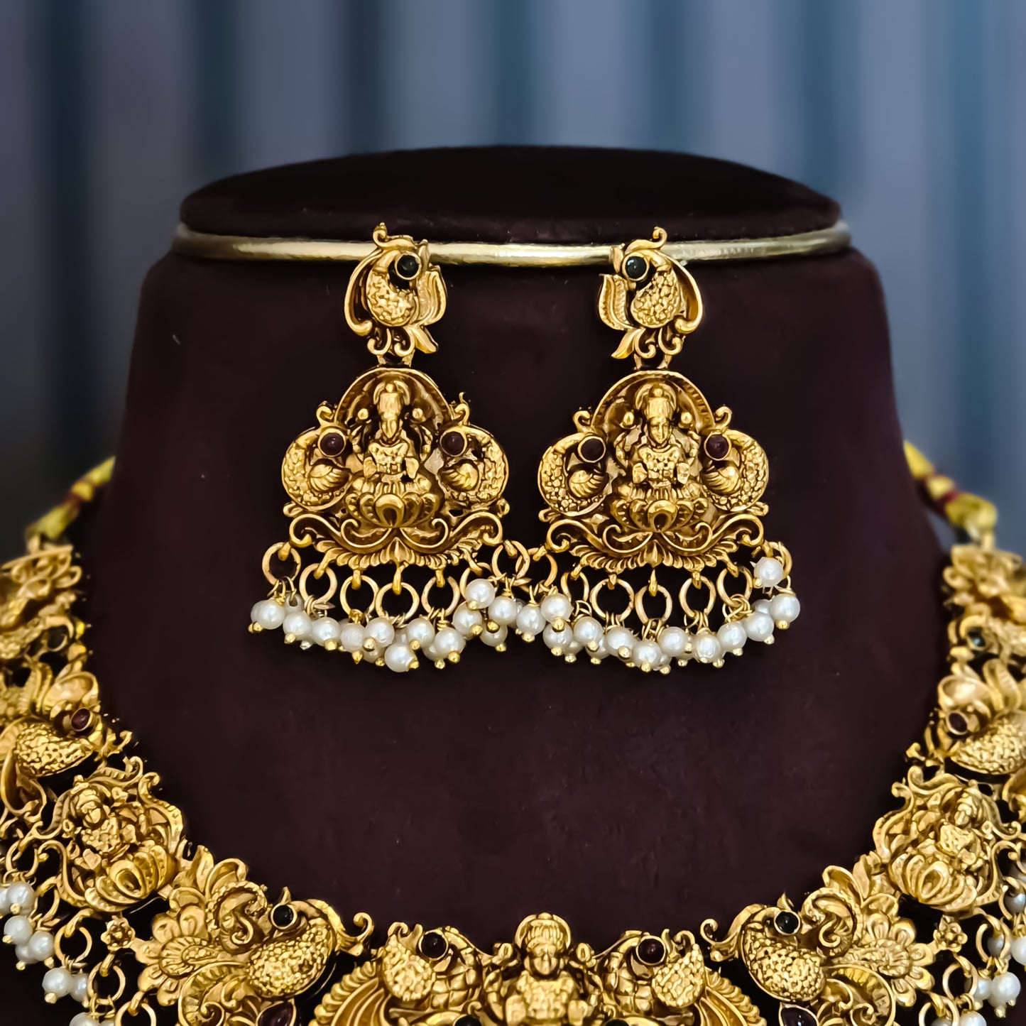Shriya Lakshmi Temple Motif Necklace Set - Golden