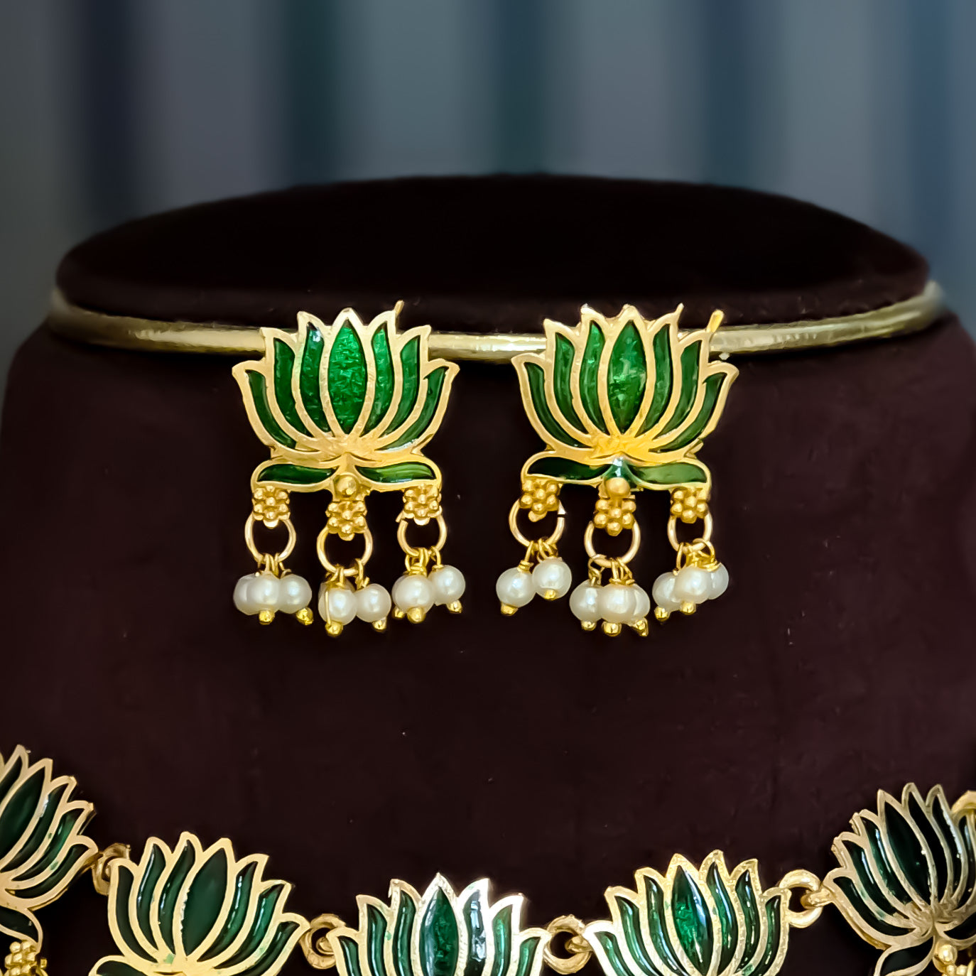 Nalini  Lotus Temple Motif Necklace Set - Green