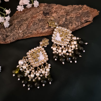 Jayati Kundan Pearl  Earrings - Mehendi Green