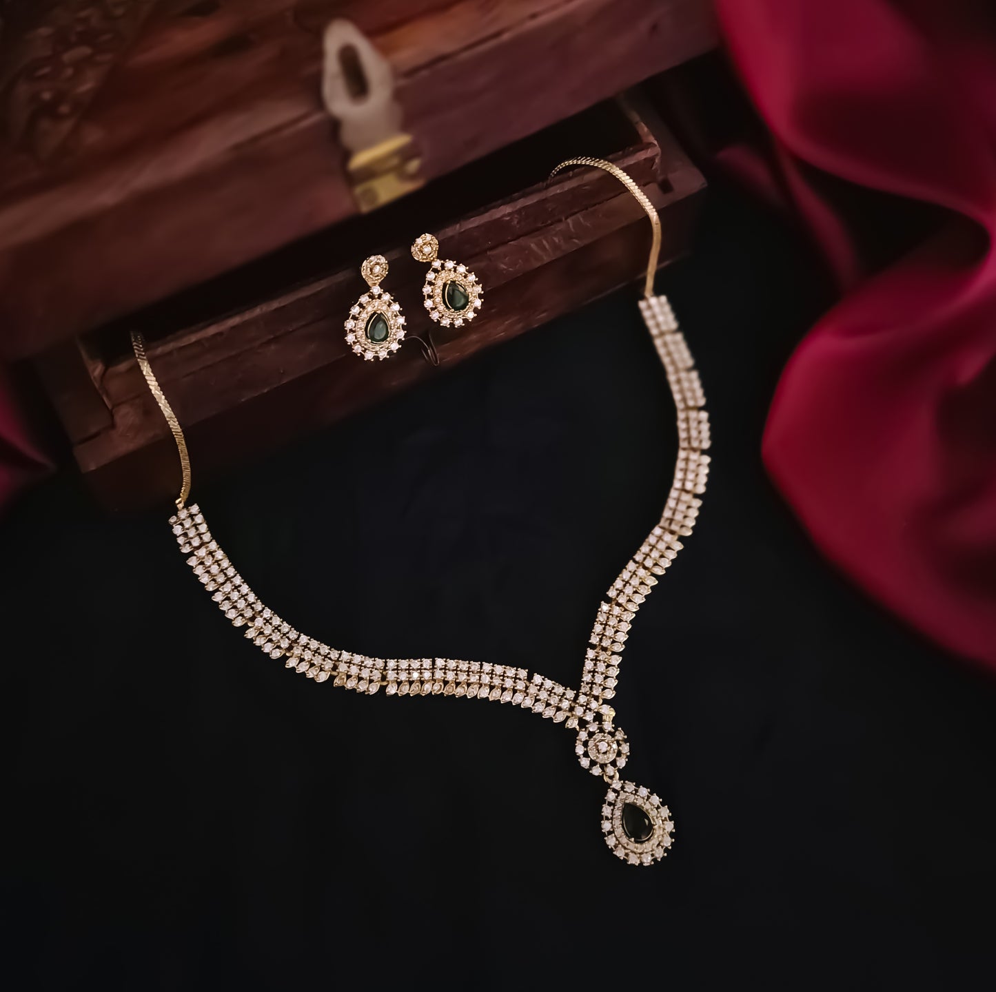 Nia Temple AD Necklace Set - Green