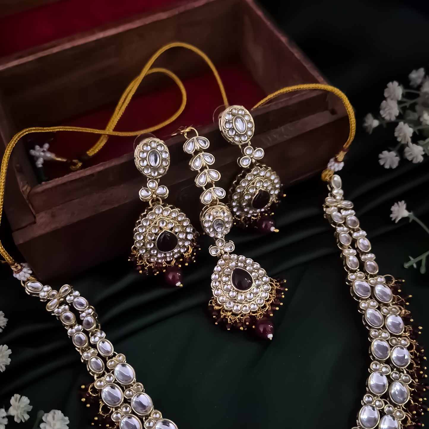 Bela Royal Kundan Necklace Set - Maroon