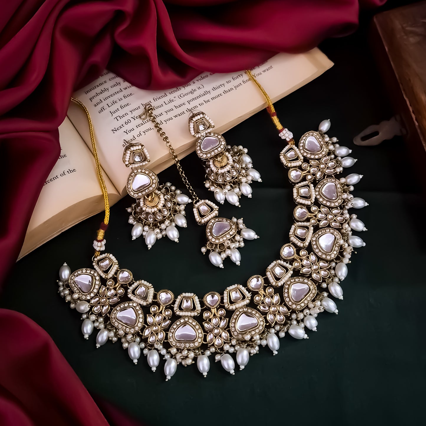 Ramsha Royal Kundan Necklace Set - Golden