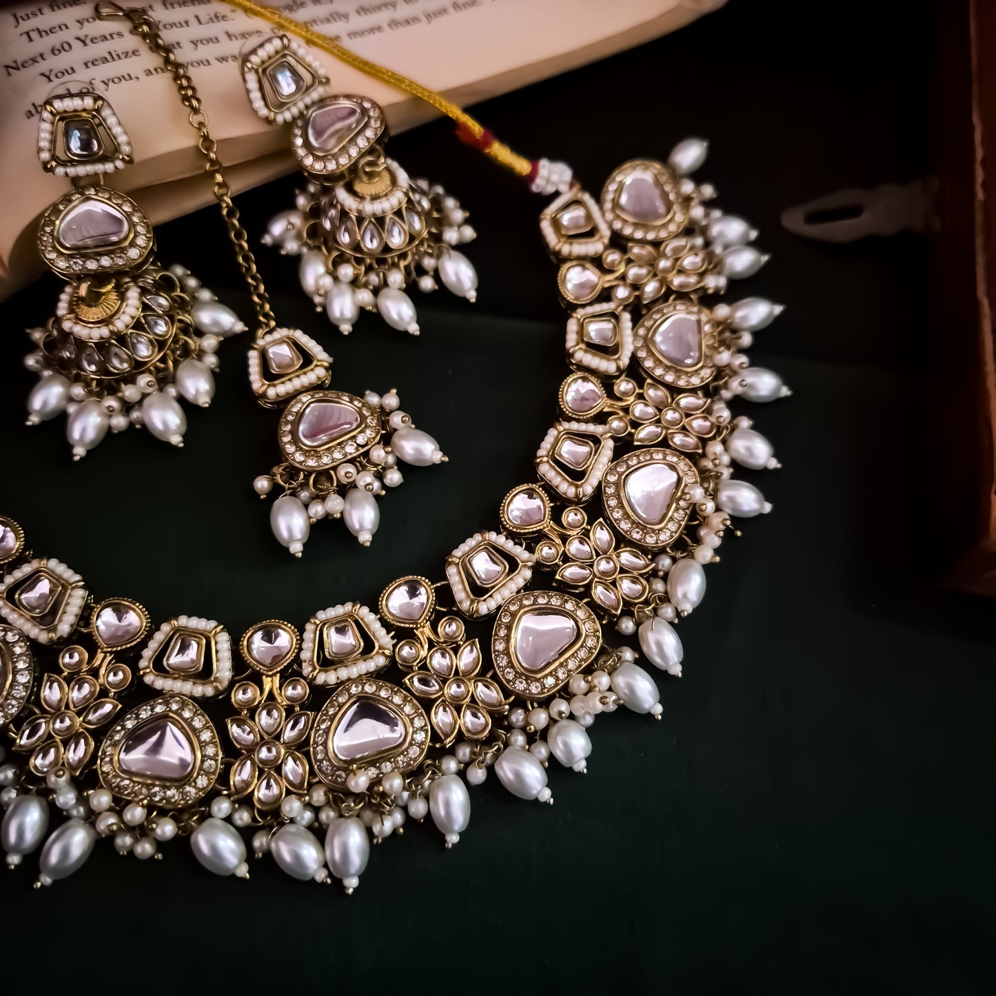 Ramsha Royal Kundan Necklace Set - Golden