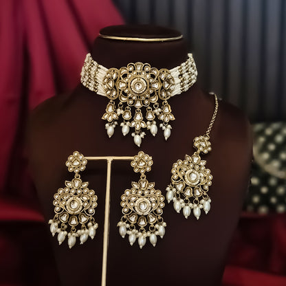 Sajal Royal Dabi Kundan Choker Necklace Set - Golden