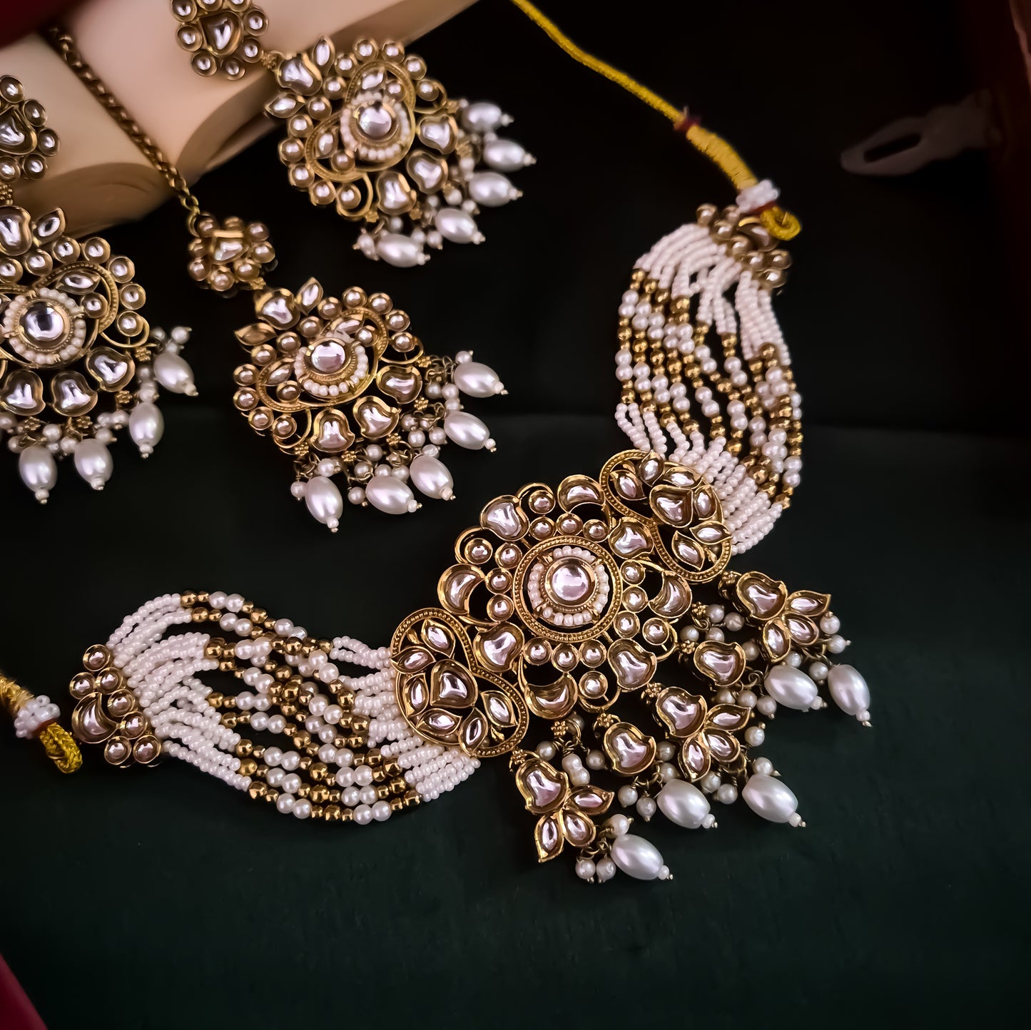 Sajal Royal Dabi Kundan Choker Necklace Set - Golden